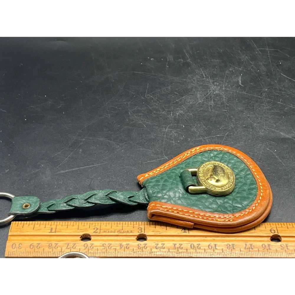 Vtg‎ Dooney & Bourke AWL Dbl key fob Ivy green/British tan solid brass duck logo